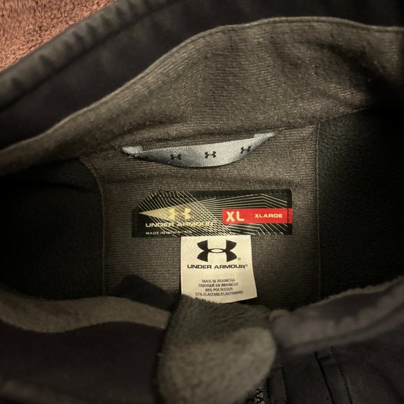 Under Armour Jacket - Picture 3 of 3